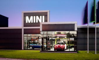 MiniRochdale0521-motor-retail-hero